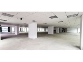 711 m² Office for rent in Colombia, Bogotá, Cundinamarca, Colombia