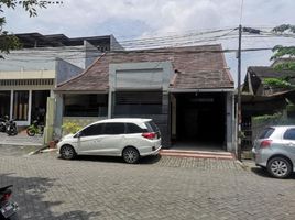 3 Schlafzimmer Villa zu verkaufen in Sukolilo, East Jawa, Sukolilo