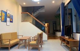 Сдаётся дом, 3 спальни, 200 м², Ngũ Hành Sơn