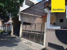 5 Bedroom House for sale in Dukuhpakis, Surabaya, Dukuhpakis