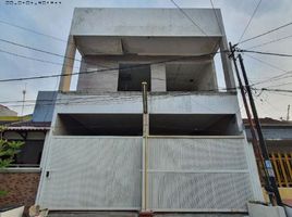 4 Habitación Villa en venta en Mulyorejo, East Jawa, Mulyorejo