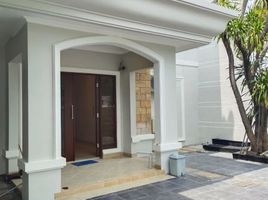 5 Bedroom Villa for sale in Kenjeran, Surabaya, Kenjeran