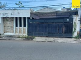 8 Habitación Villa en venta en Tenggilis Mejoyo, East Jawa, Tenggilis Mejoyo, Surabaya, East Jawa