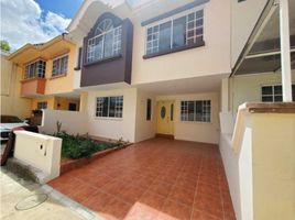 4 Habitación Casa en venta en Calderón Park, Cuenca, Cuenca, Cuenca