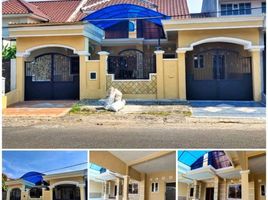 5 Bedroom House for sale in Waru, Sidoarjo, Waru