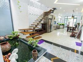 Maison à louer à O Cho Dua, Ha Noi, O Cho Dua