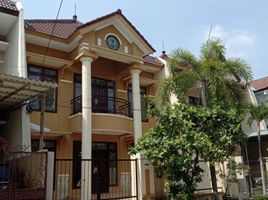 4 Habitación Villa en venta en Wiyung, East Jawa, Wiyung