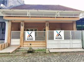 Villa 4 chambre à vendre à Wiyung, East Jawa, Wiyung