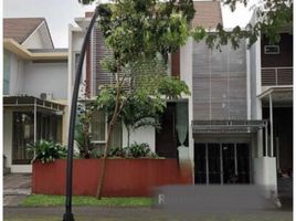 4 Habitación Villa en venta en Lakarsantri, East Jawa, Lakarsantri