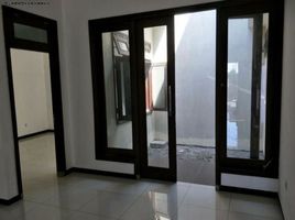 5 Bedroom House for sale in Surabaya, East Jawa, Tambaksari, Surabaya