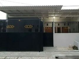 3 Kamar Rumah for rent in Lakarsantri, Surabaya, Lakarsantri