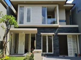 Villa 4 chambre à vendre à Wiyung, East Jawa, Wiyung