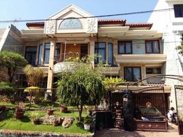 6 Bedroom Villa for sale in Kenjeran, Surabaya, Kenjeran