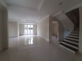 5 Bedroom House for sale in Ciputat, Tangerang, Ciputat