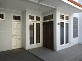 4 Kamar Rumah for sale in Gayungan, Surabaya, Gayungan