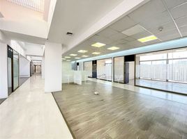 1,010 SqM Office for rent in Cerro San Cristobal, Santiago, Santiago, Santiago