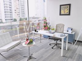 100 m² Office for rent in México, Huixquilucan, México