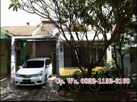 4 Kamar Vila for sale in Bekasi, West Jawa, Lemahabang, Bekasi