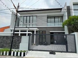 4 Bedroom Villa for sale in Kenjeran, Surabaya, Kenjeran