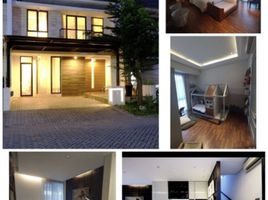 Maison 4 chambre à vendre à Wiyung, East Jawa, Wiyung