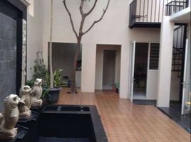 6 Habitación Casa en venta en Wiyung, East Jawa, Wiyung