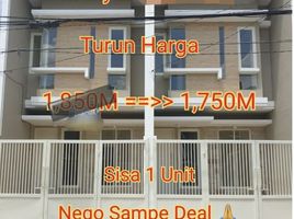 4 Habitación Villa en venta en Mulyorejo, East Jawa, Mulyorejo