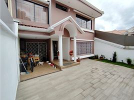 5 Habitación Villa en venta en Calderón Park, Cuenca, Cuenca, Cuenca