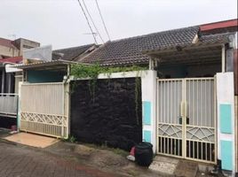 2 Habitación Casa en venta en Wiyung, East Jawa, Wiyung