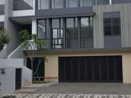 6 Bedroom Villa for sale in Serpong, Tangerang, Serpong