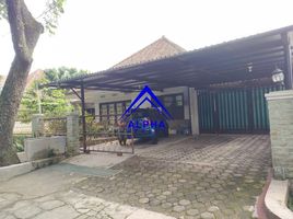 9 Kamar Vila for sale in Husein Sastranegara International Airport, Andir, Sumurbandung