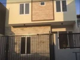 4 Bedroom House for sale in Wonokromo, Surabaya, Wonokromo