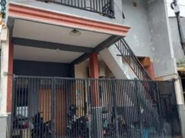 6 Bedroom House for sale in Dukuhpakis, Surabaya, Dukuhpakis