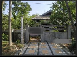 6 Bedroom House for sale in Dukuhpakis, Surabaya, Dukuhpakis