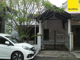 3 Schlafzimmer Villa zu verkaufen in Dukuhpakis, East Jawa, Dukuhpakis