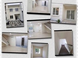 5 Bedroom House for sale in Kenjeran, Surabaya, Kenjeran