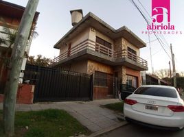 2 Bedroom House for sale in Quilmes, Buenos Aires, Quilmes