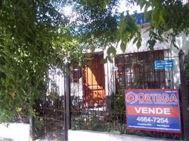 2 Bedroom House for sale in General Sarmiento, Buenos Aires, General Sarmiento