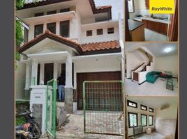 4 Bedroom House for sale in Dukuhpakis, Surabaya, Dukuhpakis