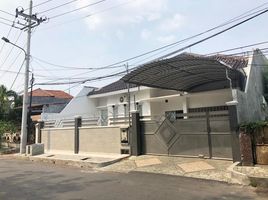 6 Bedroom House for sale in Dukuhpakis, Surabaya, Dukuhpakis