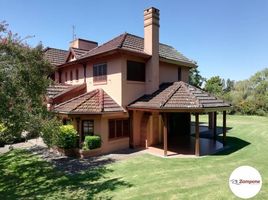 4 Bedroom House for sale in Escobar, Buenos Aires, Escobar