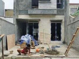 3 Habitación Villa en venta en Rungkut, East Jawa, Rungkut