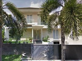 4 Bedroom House for sale in Wiyung, Surabaya, Wiyung