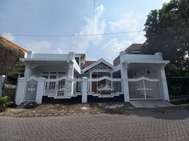 5 Bedroom House for sale in Jambangan, Surabaya, Jambangan