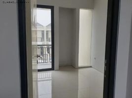 3 Bedroom House for sale in Taman, Sidoarjo, Taman