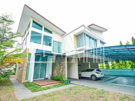 6 chambre Villa for sale in Selangor, Damansara, Petaling, Selangor