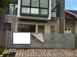 5 Bedroom House for sale in Surabaya, East Jawa, Lakarsantri, Surabaya