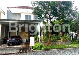 5 Bedroom House for sale in Wiyung, Surabaya, Wiyung