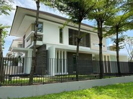 4 Habitación Casa en venta en Wiyung, East Jawa, Wiyung, Surabaya