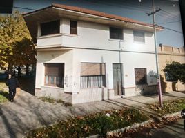 4 Bedroom House for sale in Quilmes, Buenos Aires, Quilmes