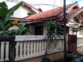 8 Habitación Casa en venta en Dukuhpakis, East Jawa, Dukuhpakis